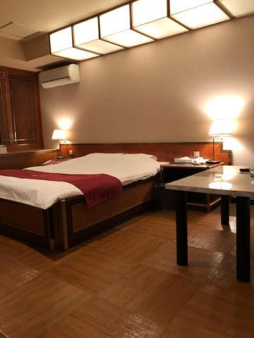 אוסקה Prime Hotel Fulula プライムホテル フルーラ (Adults Only) מראה חיצוני תמונה